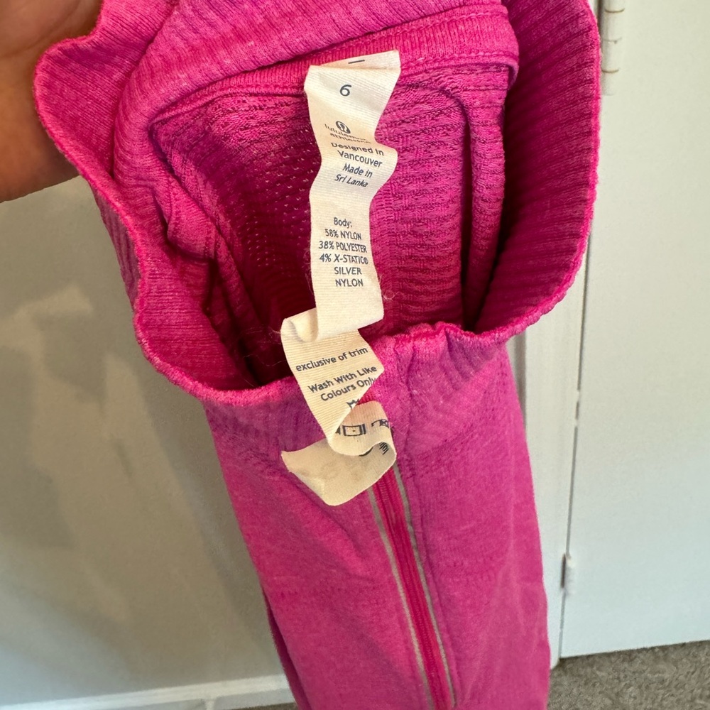 lululemon athletica Workout Tops Bundle Size 6 - Picture 15 of 16